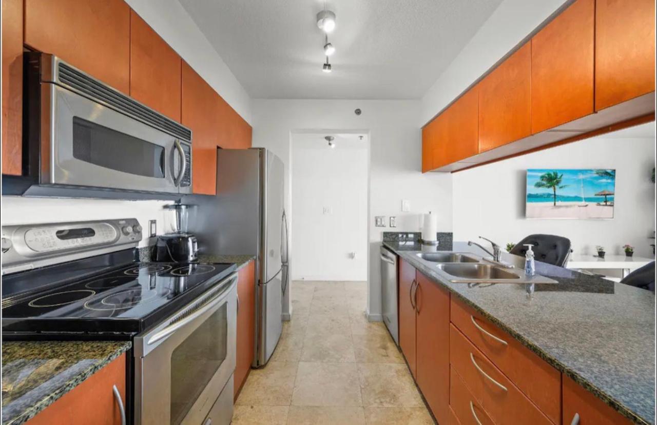 Stunning 2Br Condo Brickell-Waterviews-Freeparking Miami Bagian luar foto