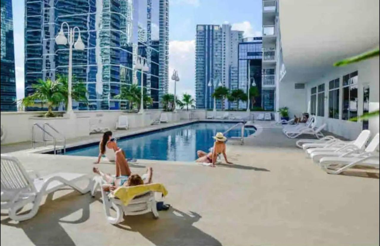 Stunning 2Br Condo Brickell-Waterviews-Freeparking Miami Bagian luar foto